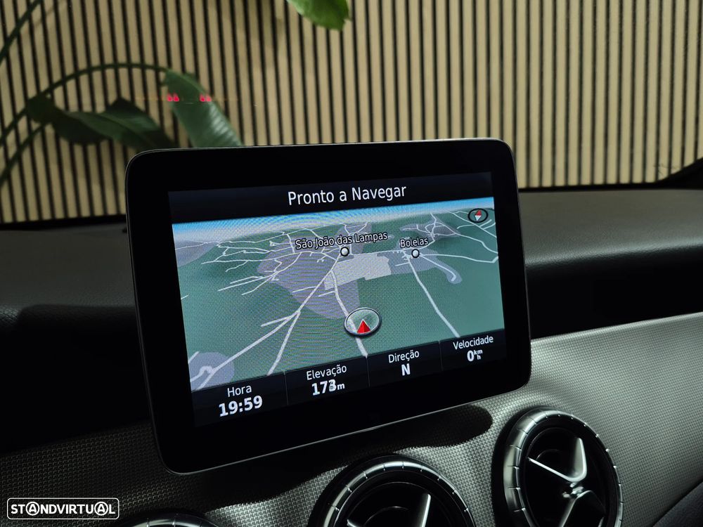 Mercedes-Benz CLA 180 d Shooting Brake Fleet Pack Plus - 23