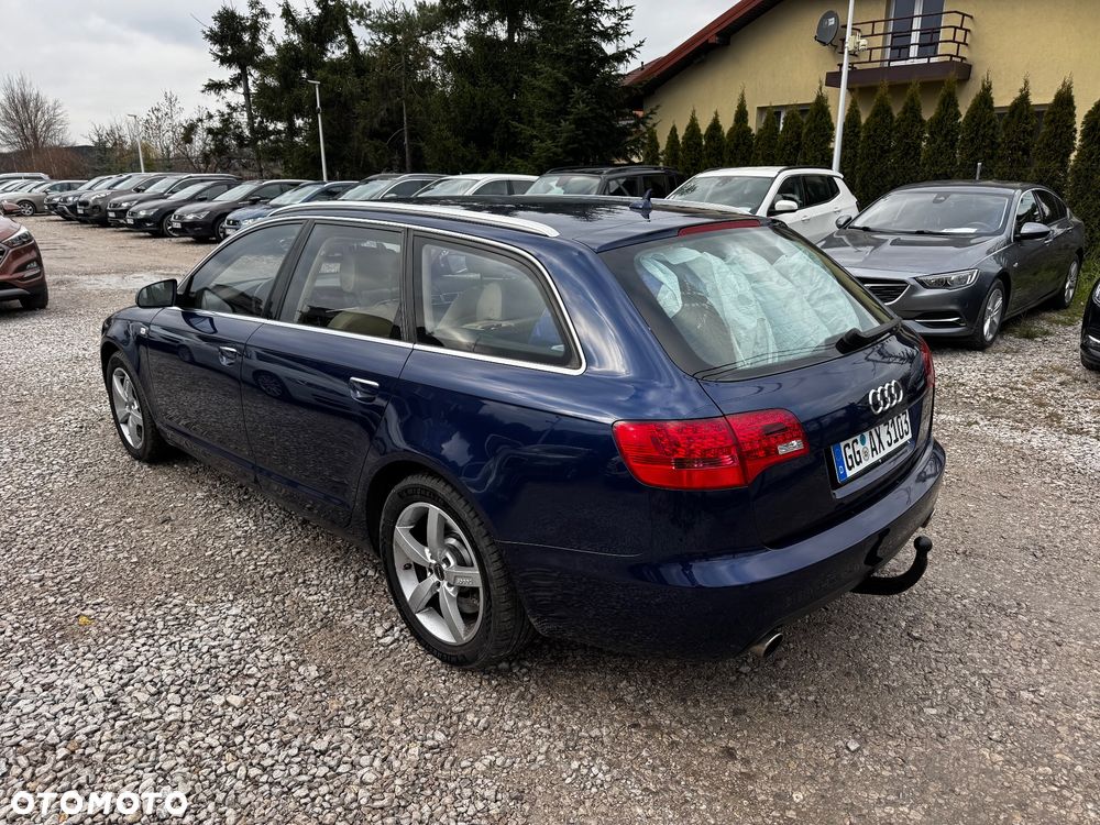 Audi A6 Avant 4.2 quattro tiptronic - 16