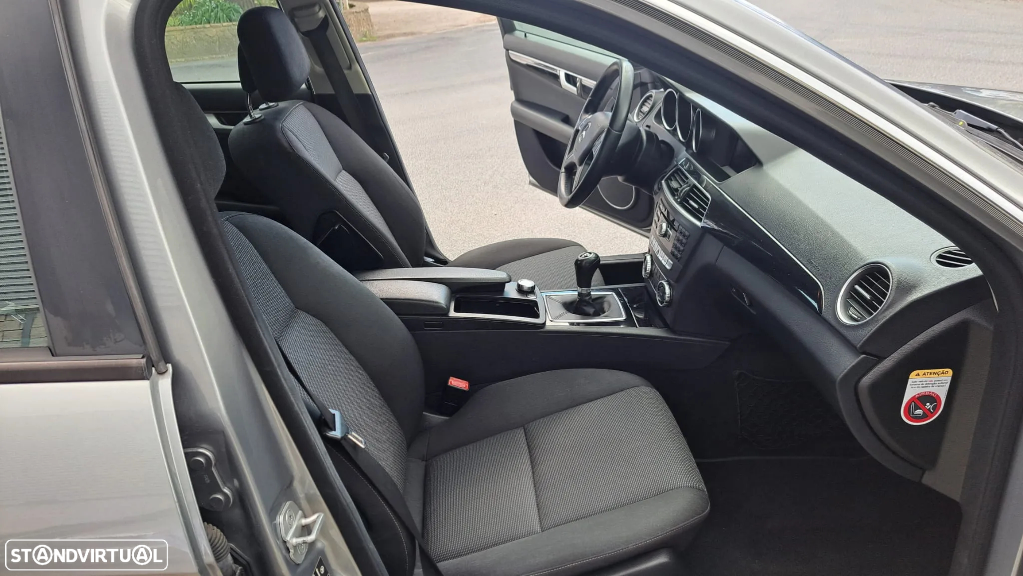 Mercedes-Benz C 180 CDi Elegance BlueEfficiency - 32
