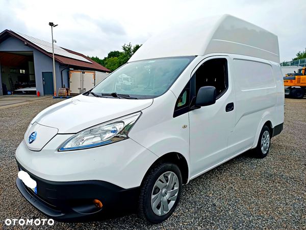 Nissan ENV 200 Maxi