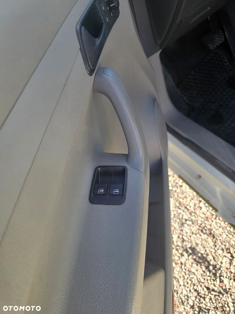 Volkswagen Caddy - 13