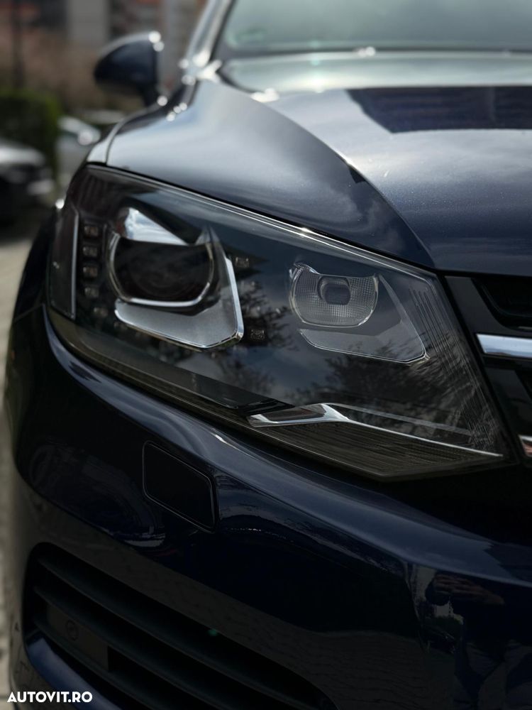 Volkswagen Touareg - 21