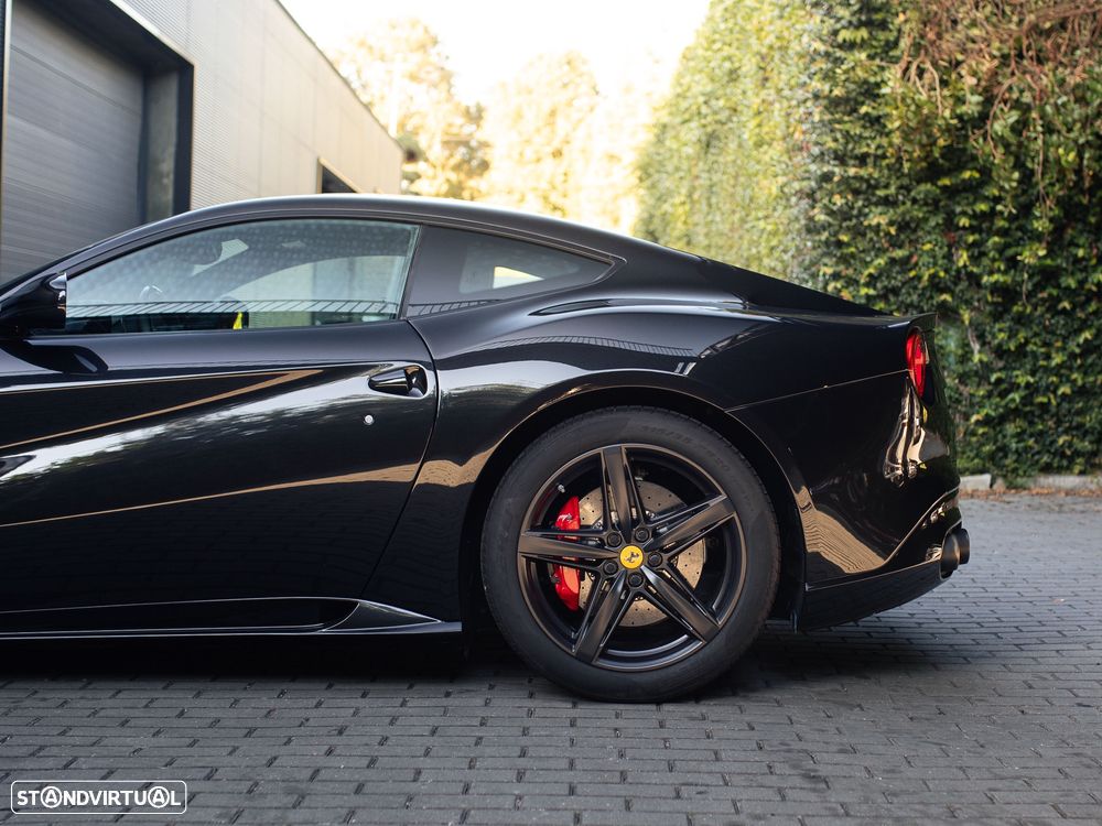 Ferrari F12 Berlinetta Standard - 16