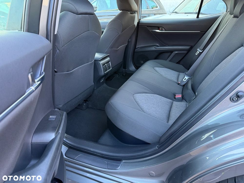 Toyota Camry 2.5 Hybrid Comfort CVT - 15