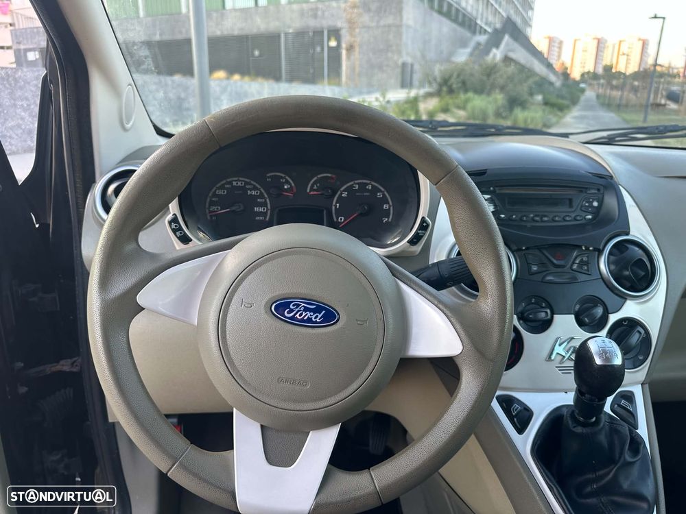 Ford KA 1.2 S&S Titanium - 8