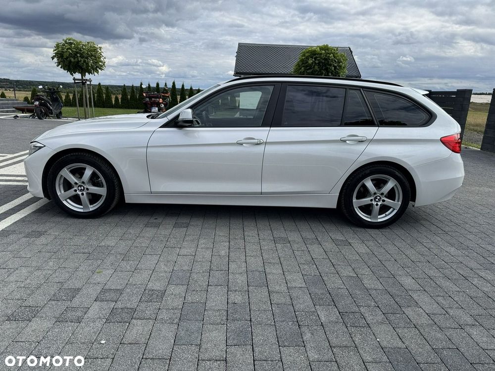 BMW Seria 3 318d - 14