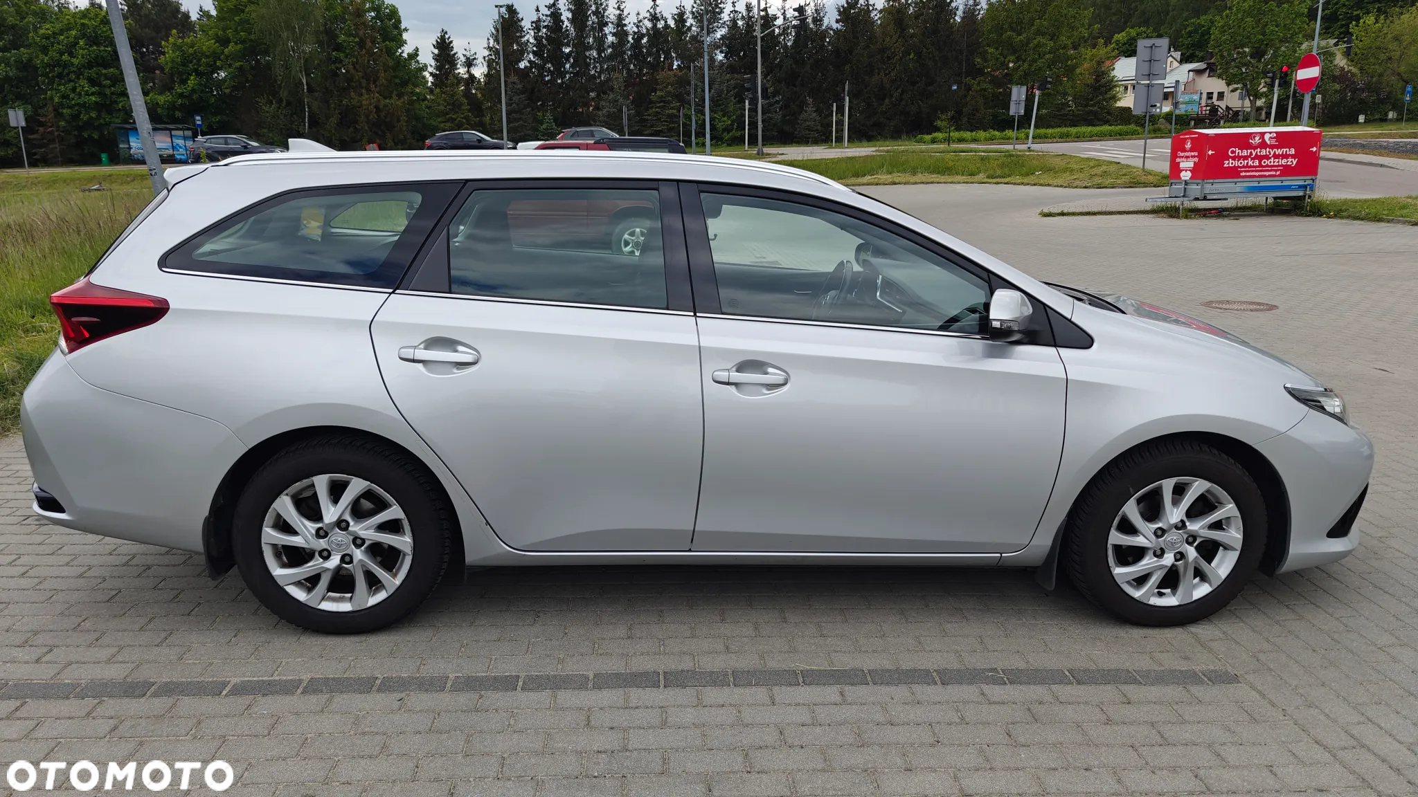 Toyota Auris 1.6 Comfort - 6