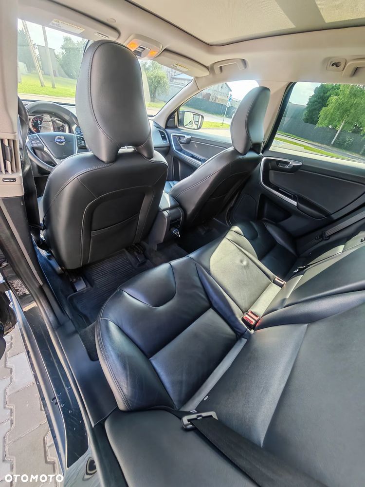Volvo XC 60 - 10