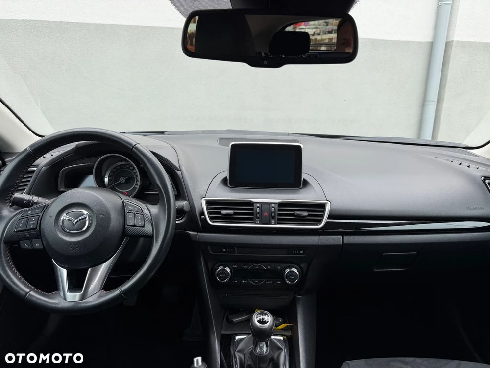 Mazda 3 SKYACTIV-G 120 NAKAMA - 28