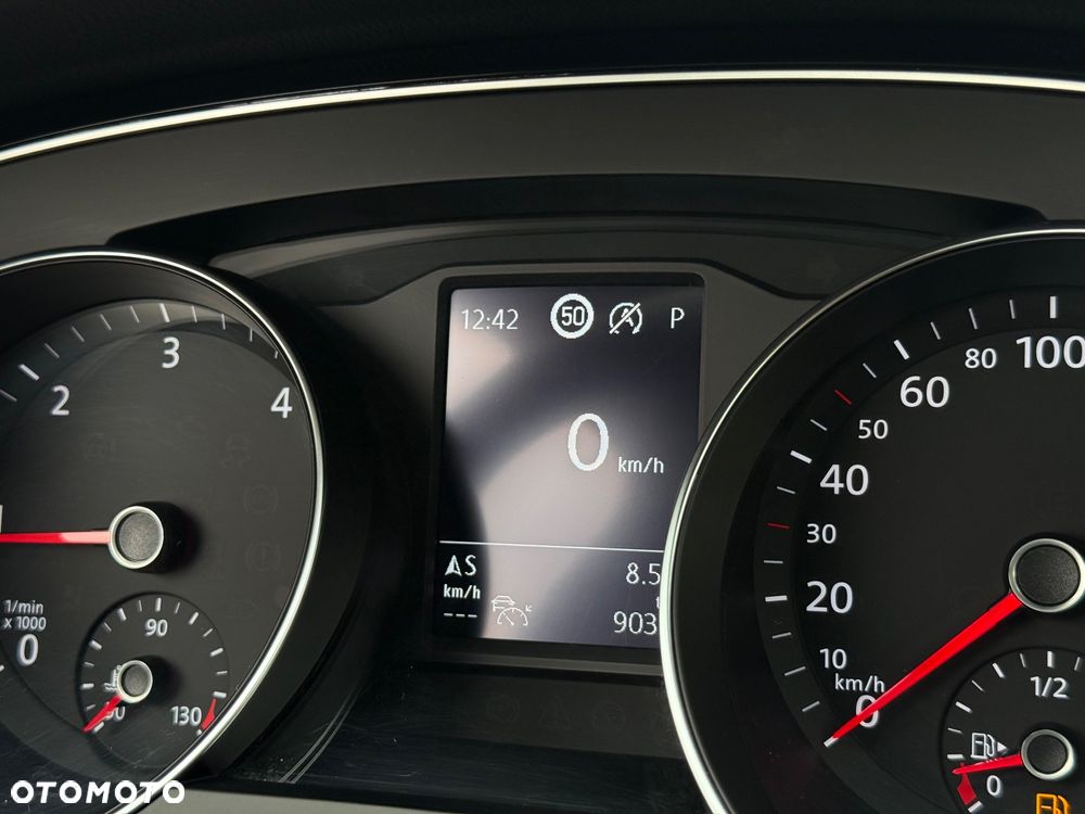 Volkswagen Passat 2.0 TDI EVO Business DSG - 18