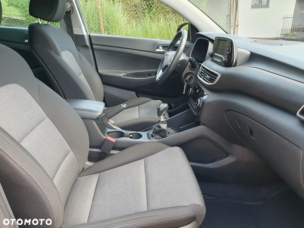 Hyundai Tucson 1.6 GDi 2WD Pure - 16