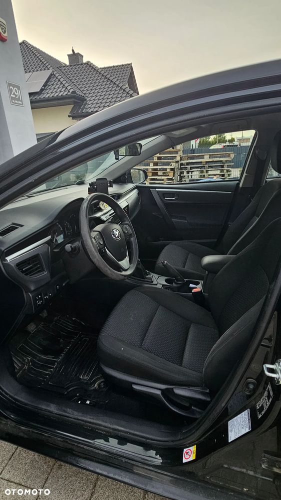 Toyota Corolla 1.6 Active - 5