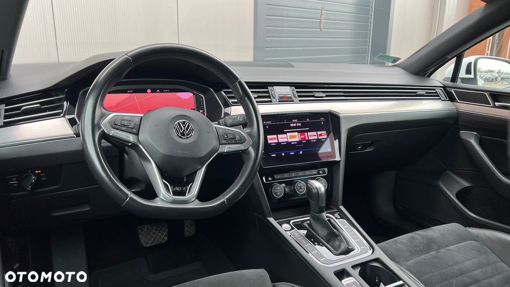 Volkswagen Passat 2.0 TSI Elegance DSG - 16