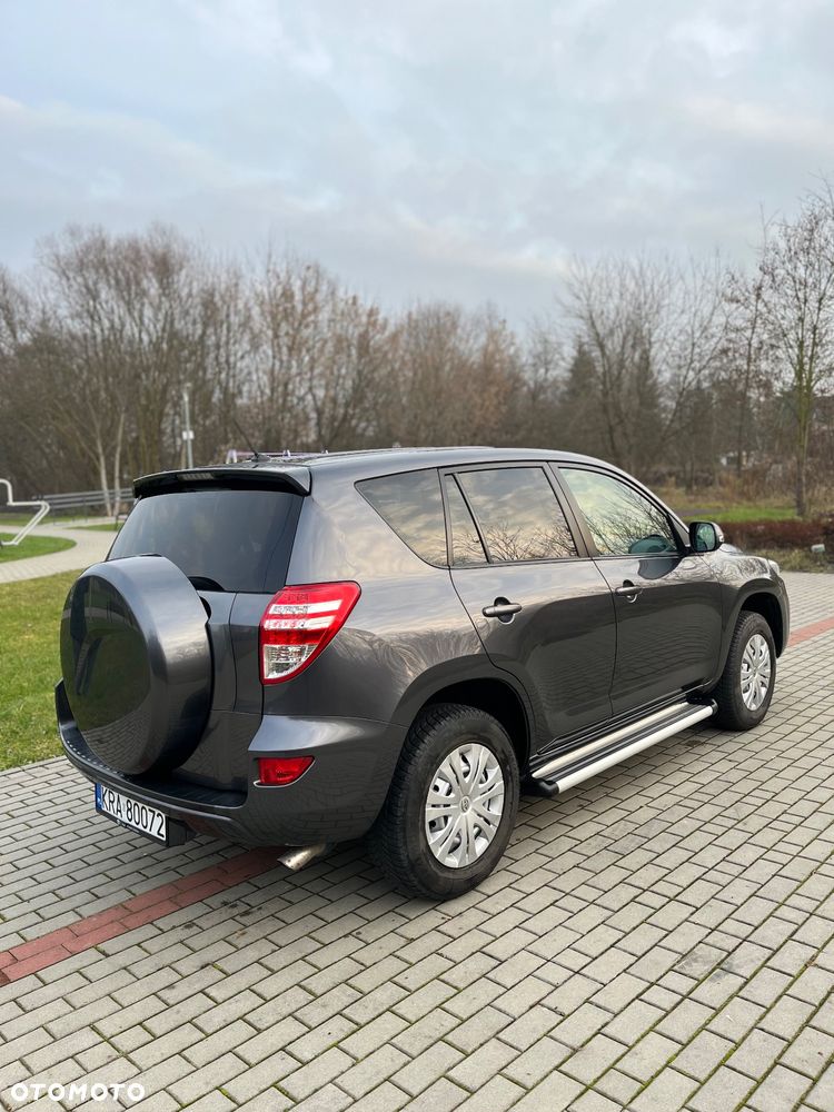 Toyota RAV4 - 3