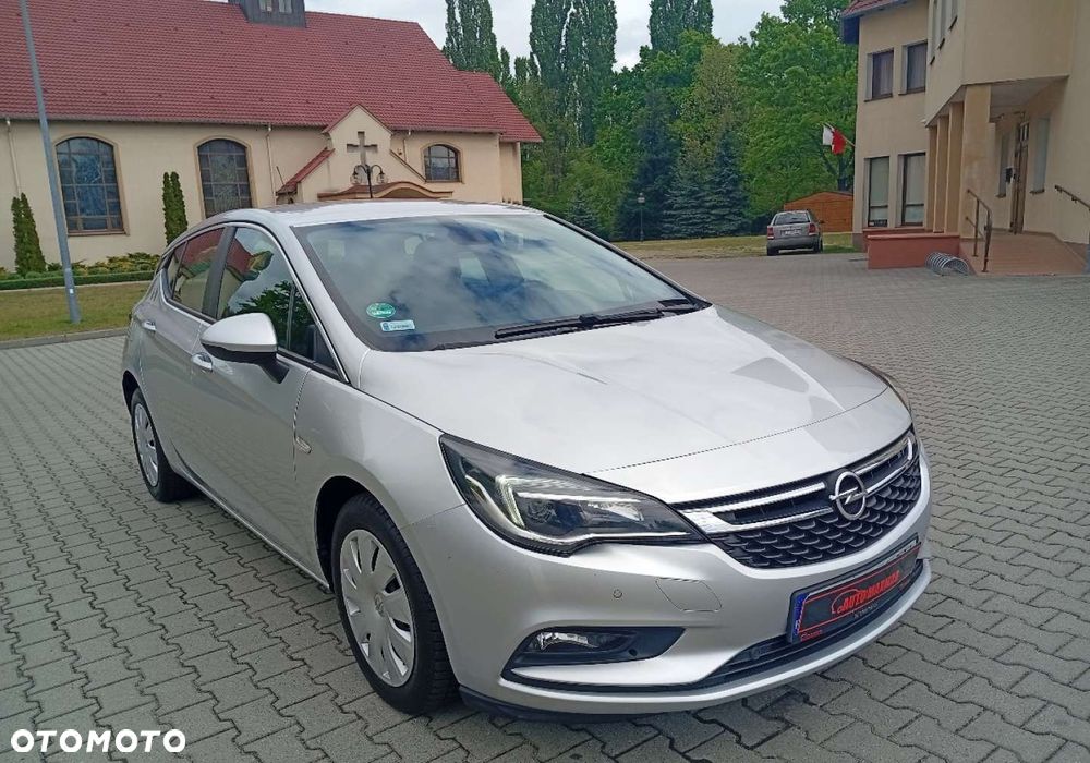 Opel Astra - 1