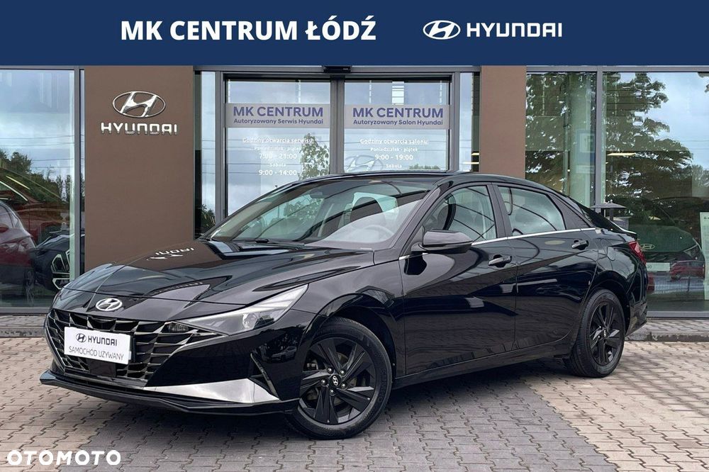 Hyundai Elantra - 1