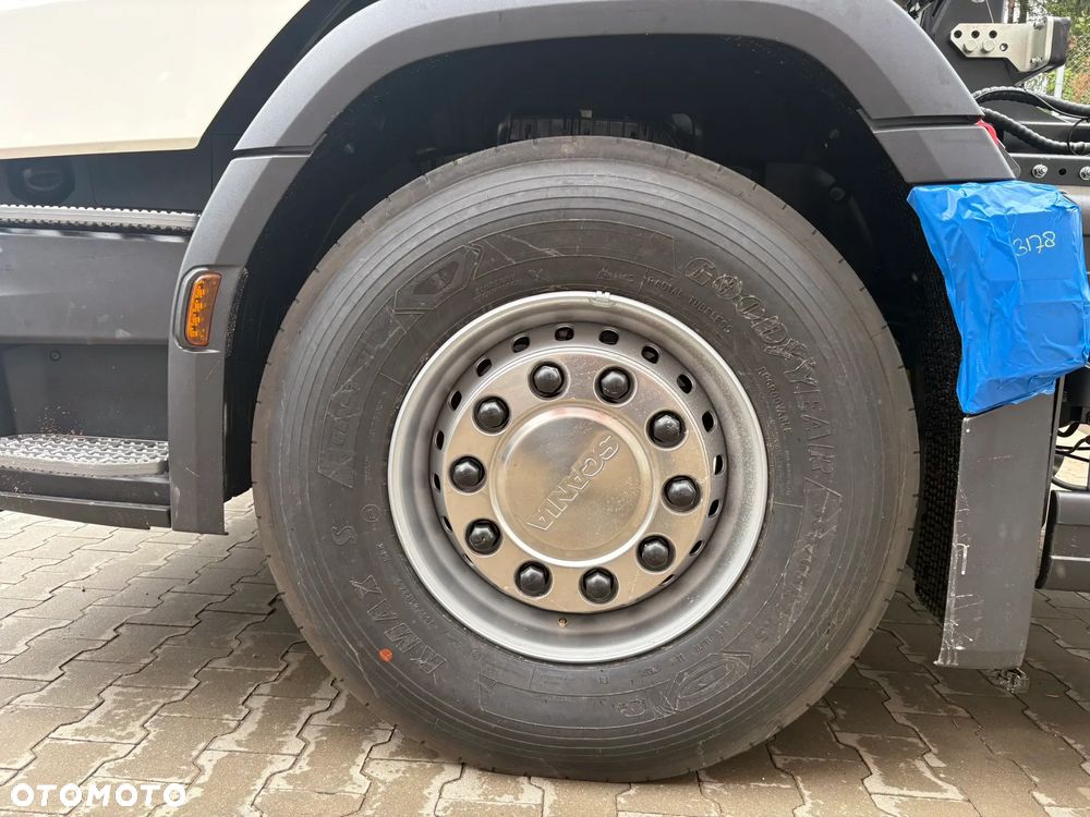 Scania P420 B6x2*4NA - 17