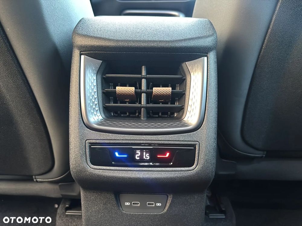 Cupra Terramar 1.5 eTSI mHEV DSG - 11