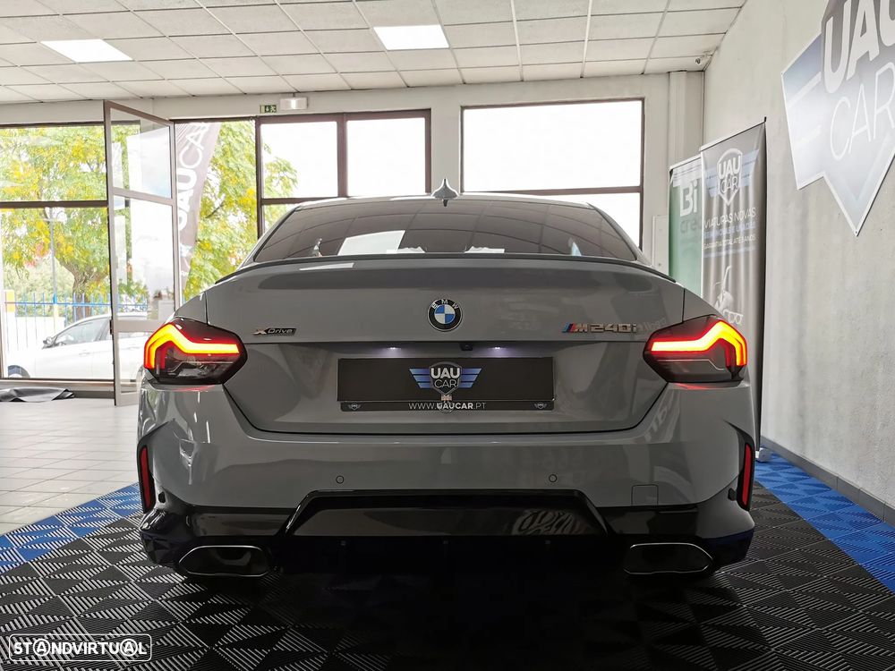 BMW M240i xDrive Auto - 16