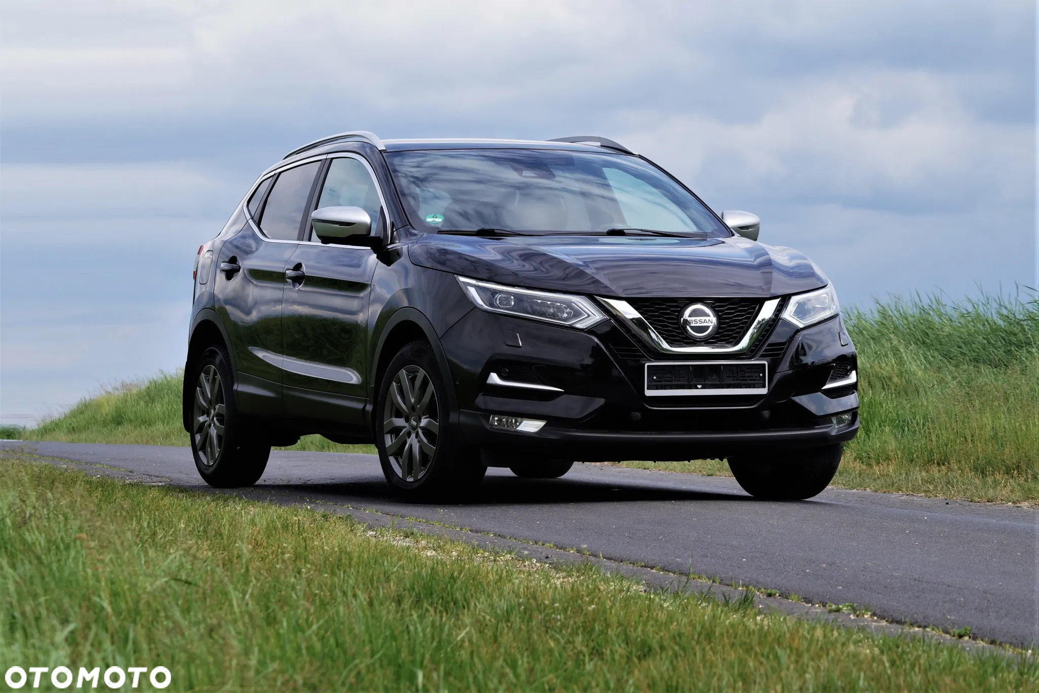 Nissan Qashqai - 2
