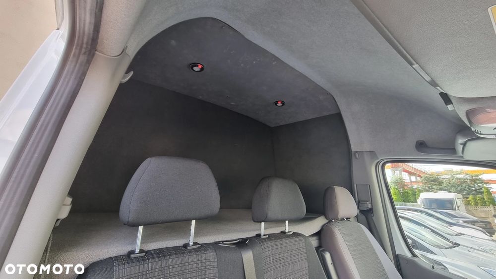 Mercedes-Benz SPRINTER - 18