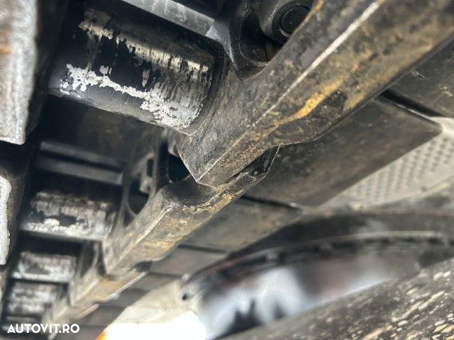 Hitachi ZX 135 US-6 - 20