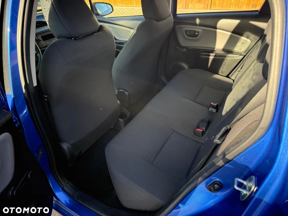 Toyota Yaris 1.0 VVT-i - 16