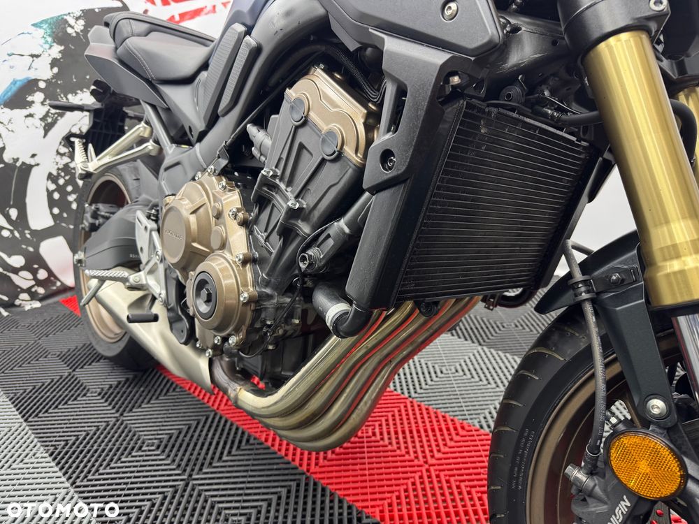 Honda CB - 35