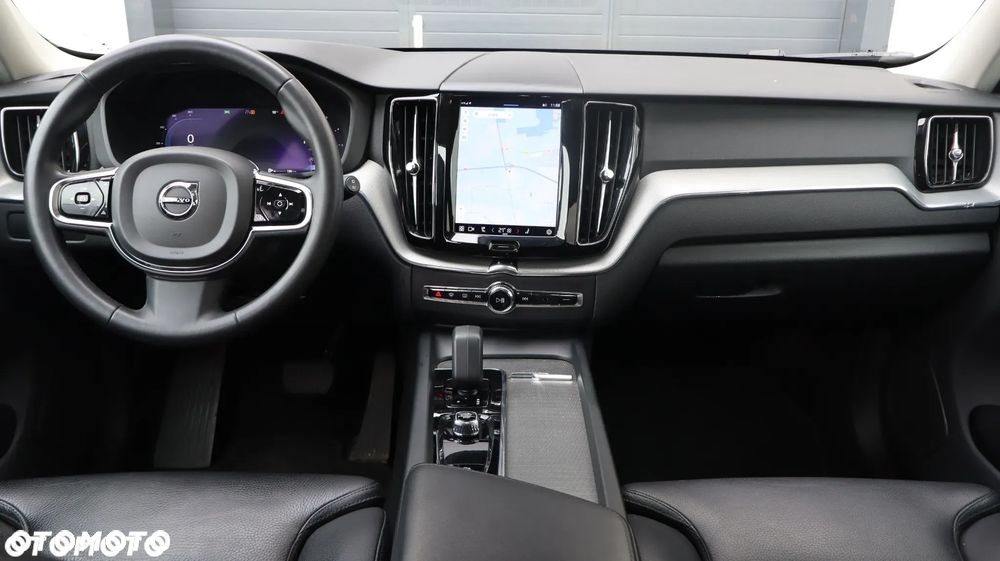 Volvo XC 60 B4 D AWD Plus Bright - 9