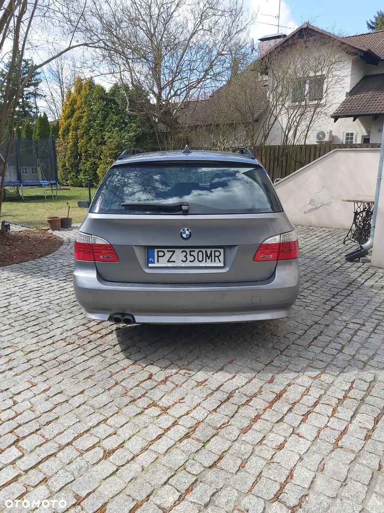 BMW Seria 5 525d xDrive - 3