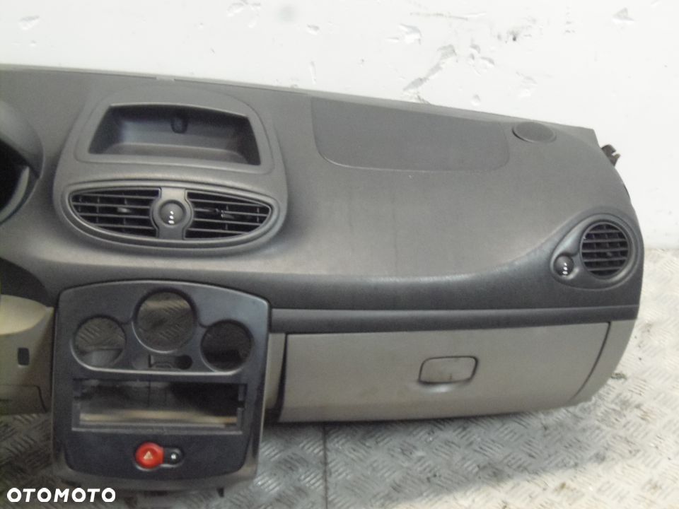 RENAULT CLIO III DESKA ROZDZIELCZA KOKPIT KONSOLA - 2