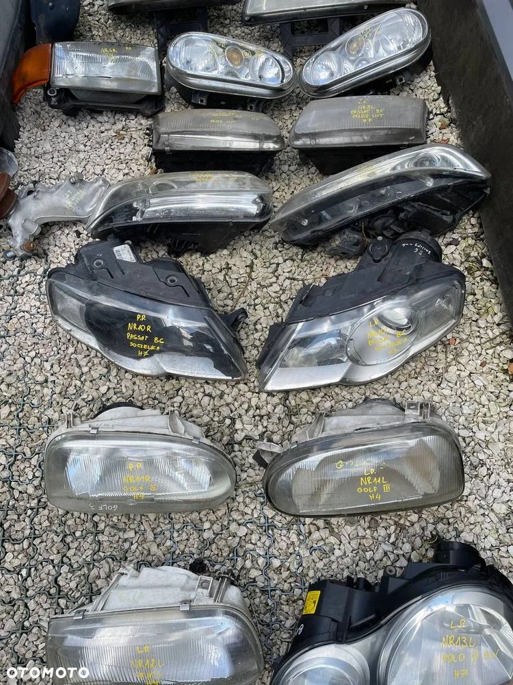 VW REFLEKTOR LEWE PRAWE VOLKSWAGEN REFLEKTORY LAMPA LAMPY OPRAWKA ŻARÓWKI - 1