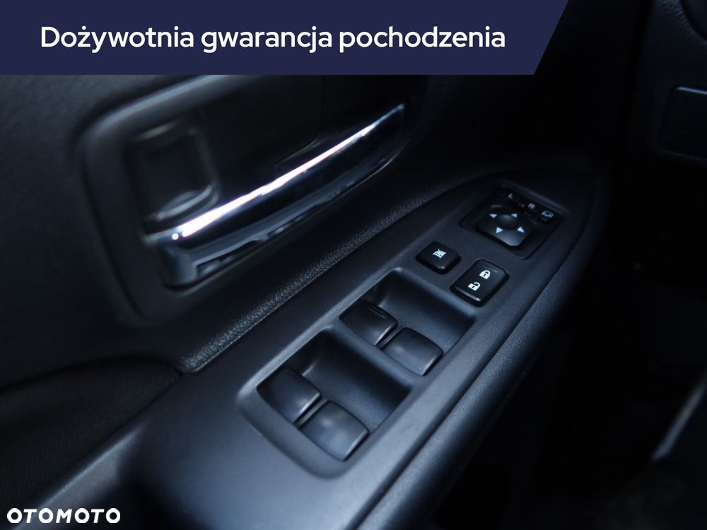 Mitsubishi Outlander - 17