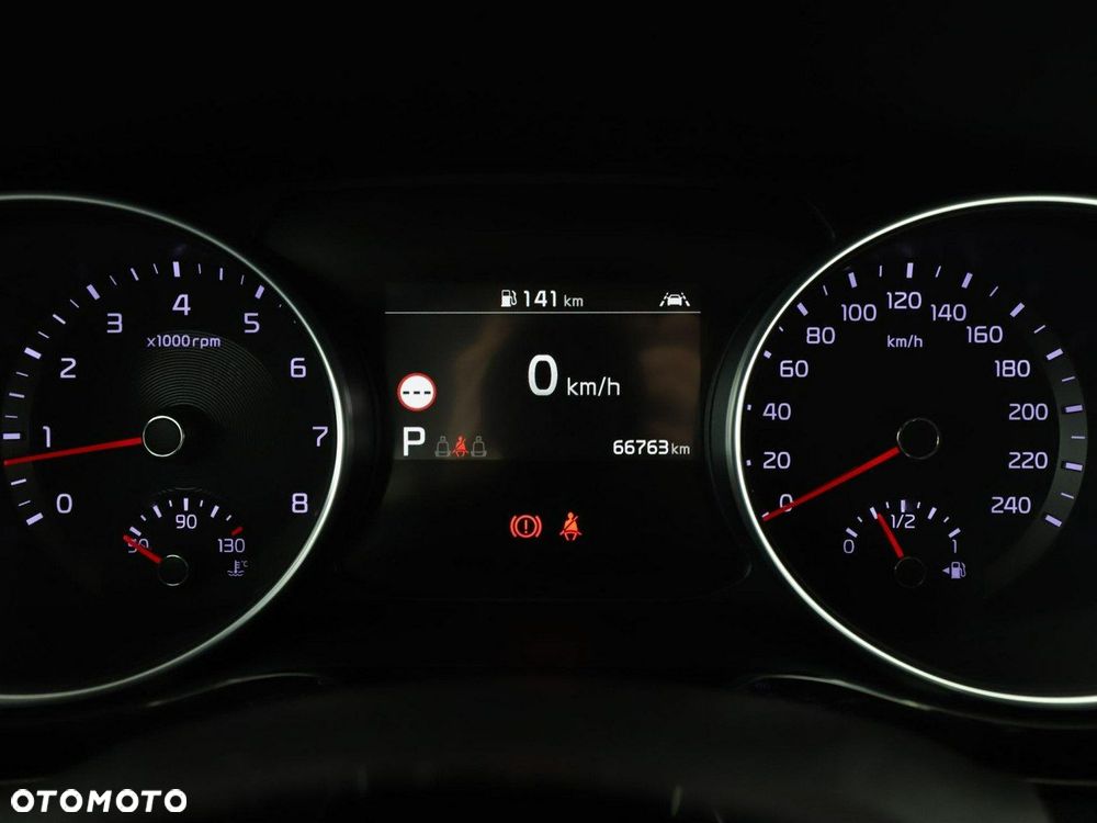 Kia XCeed 1.4 T-GDI OPF DCT7 SPIRIT - 23