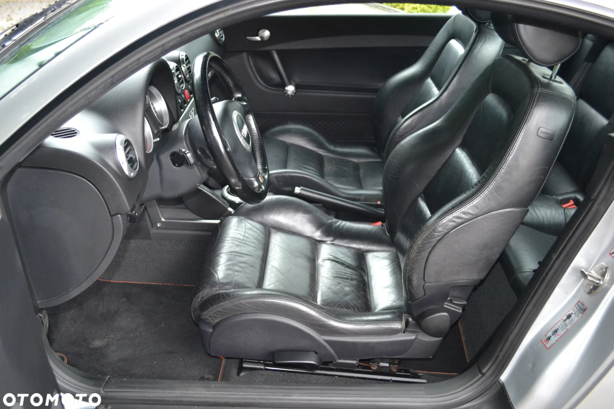 Audi TT Coupe 1.8T - 21