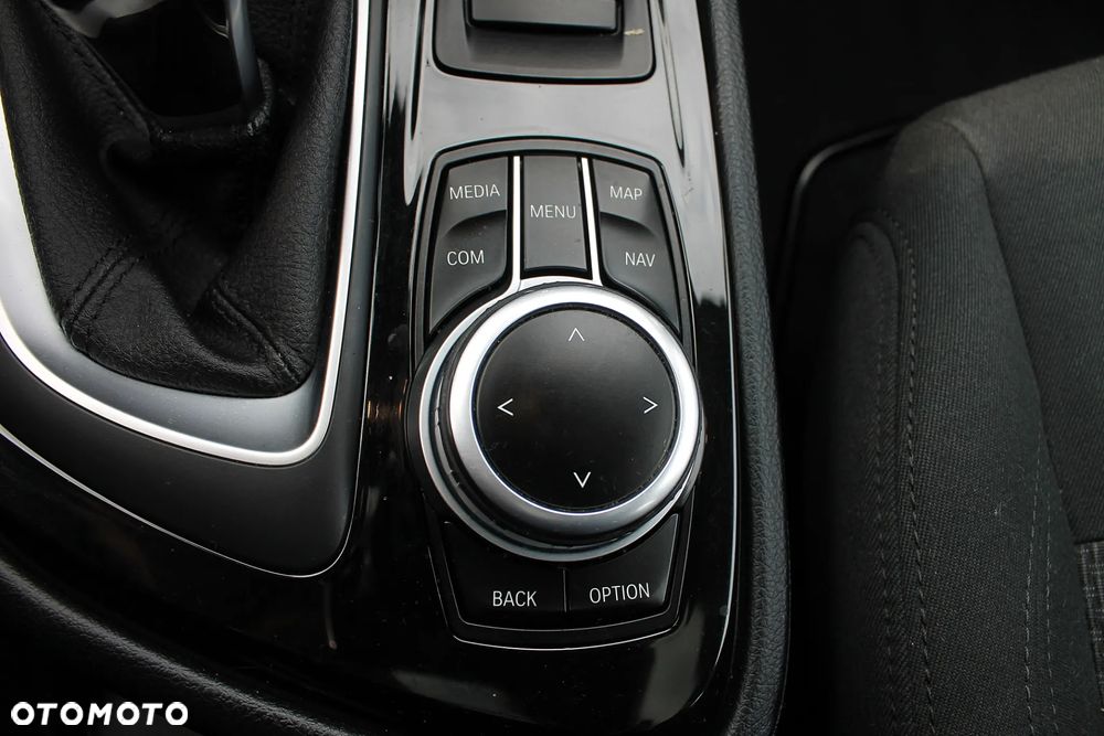 BMW Seria 2 220d Gran Tourer Sport-Aut Advantage - 29