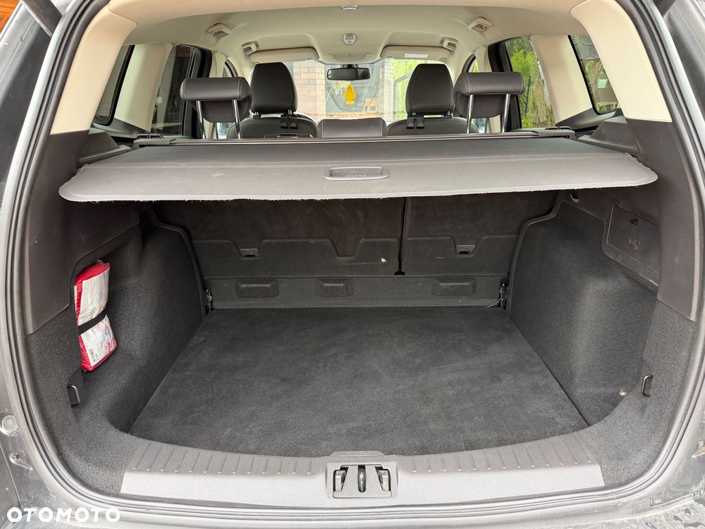 Ford Kuga 1.6 EcoBoost 2x4 SYNC - 25