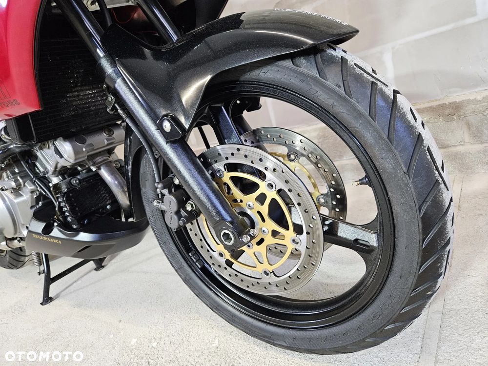 Suzuki DL - 16