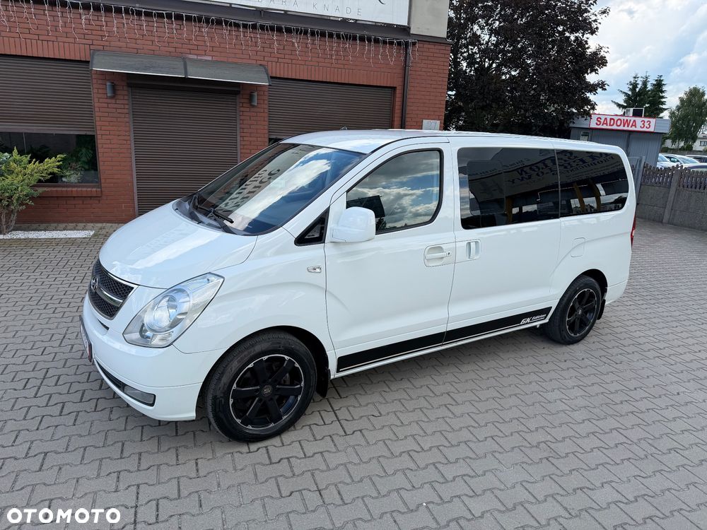 Hyundai H-1 Cargo teilverglast HK - 15