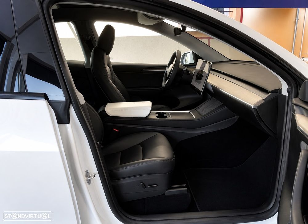 Tesla Model Y Tração Traseira - 5