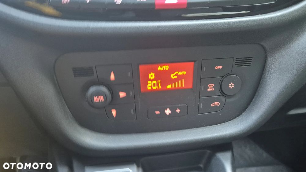 Fiat DOBLO - 19