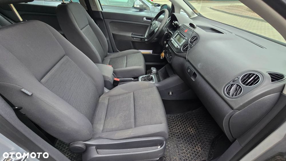 Volkswagen Golf Plus - 17