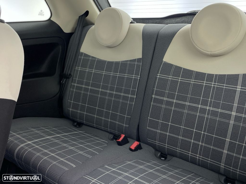 Fiat 500 1.0 Hybrid Connect - 12