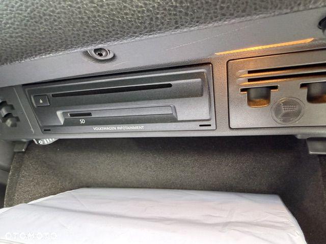 Volkswagen Golf - 27