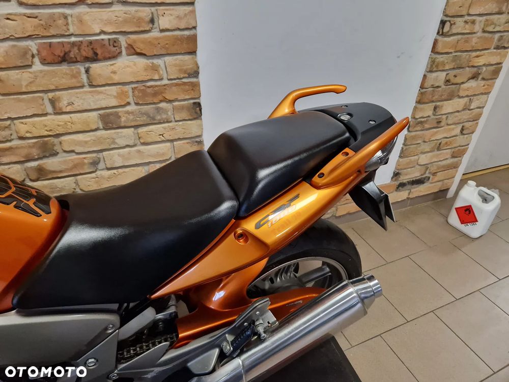 Honda CBF - 24