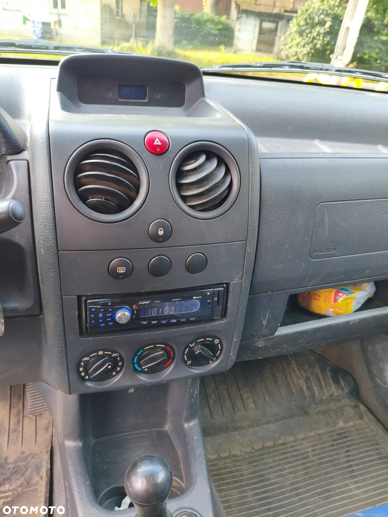 Peugeot Partner - 10