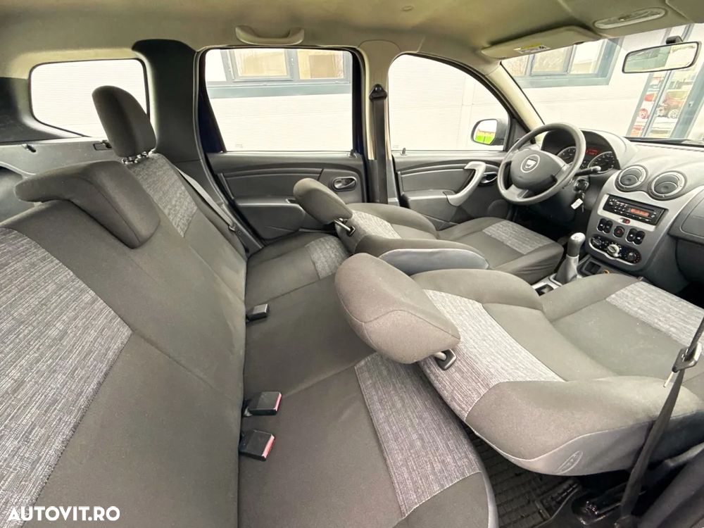 Dacia Duster dCi 90 FAP 4x2 Ambiance - 22