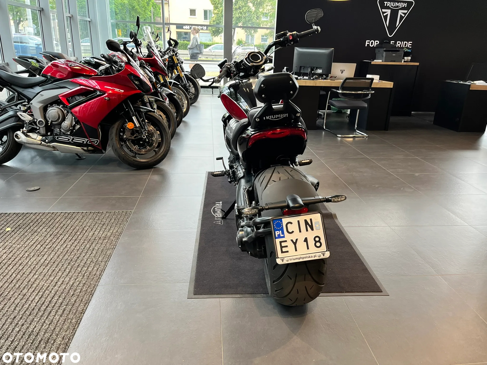 Triumph Rocket - 3