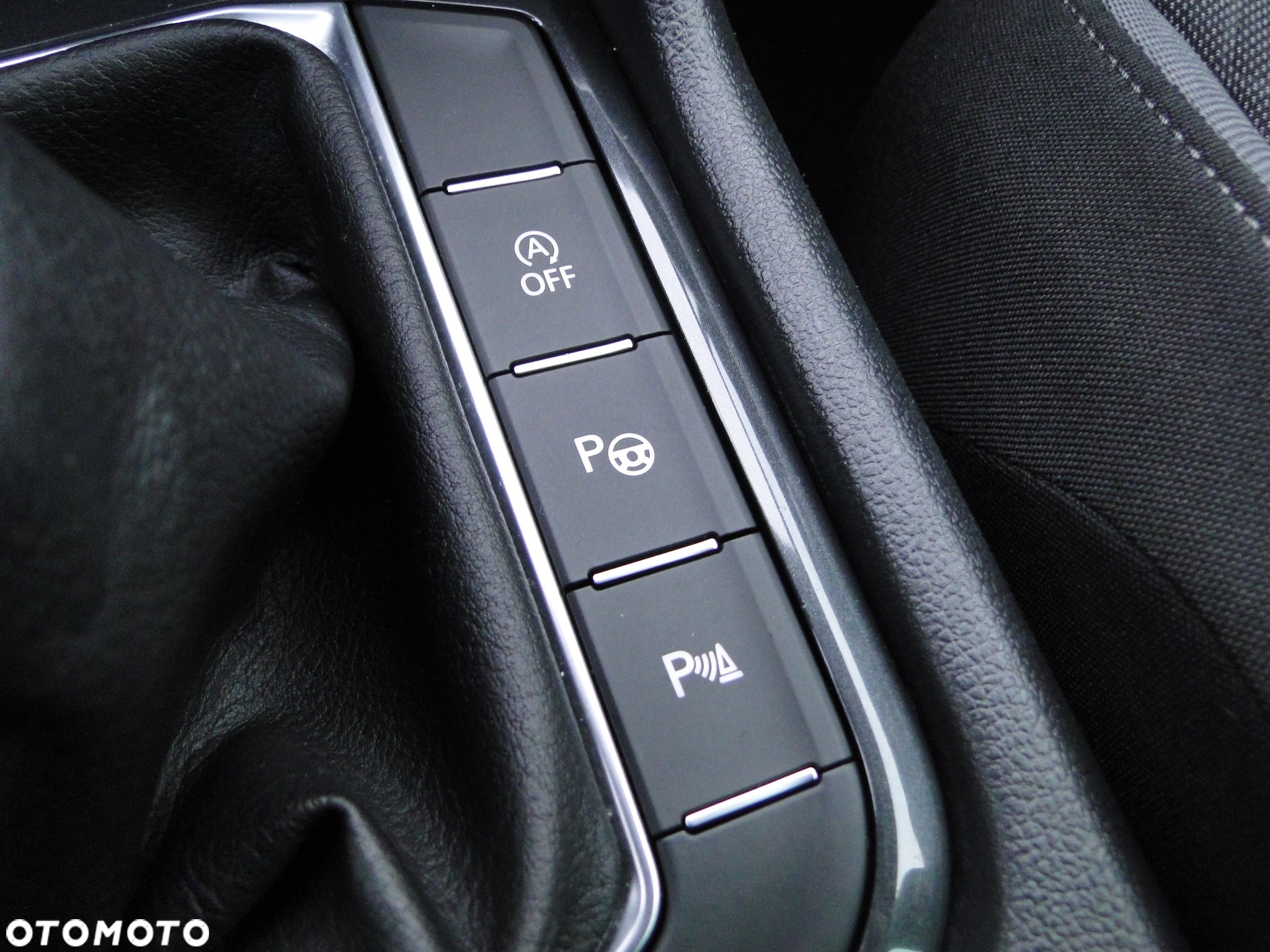 Volkswagen Tiguan 2.0 TDI BMT SCR Comfortline - 36