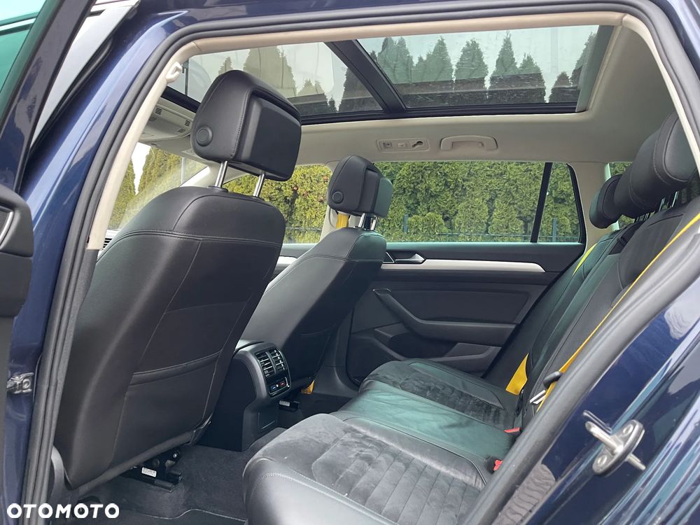 Volkswagen Passat Variant 2.0 TDI SCR 4Motion DSG (BMT) Highline - 26